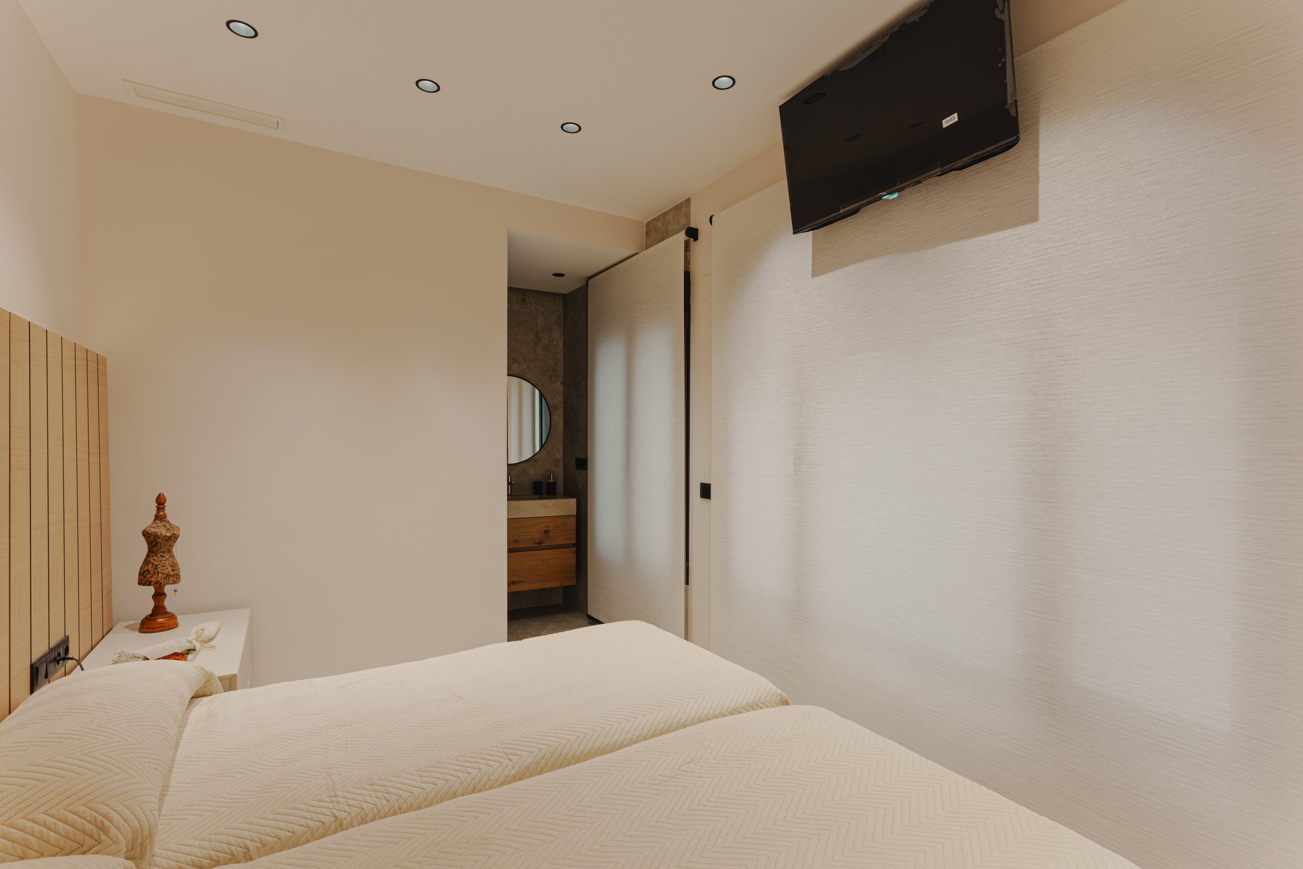 dormitorios modernos con muebles de diseño Valencia